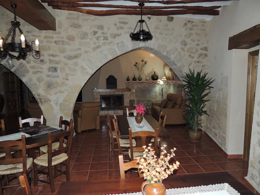 Las Bodegas Del Gilo Valdealgorfa Kültér fotó